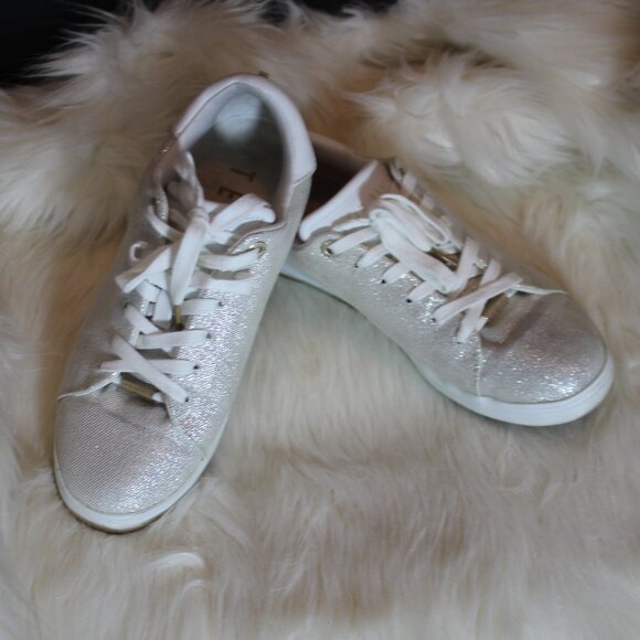 Ted Baker Feeko Silver Sneaker shoes size 7.5 - Picture 1 of 9
